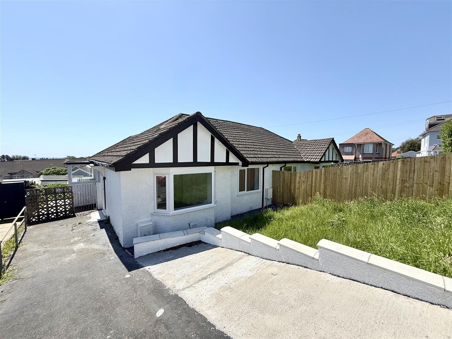Lon Iorwg/Lon Masarn, Sketty, Swansea, SA2 9EN